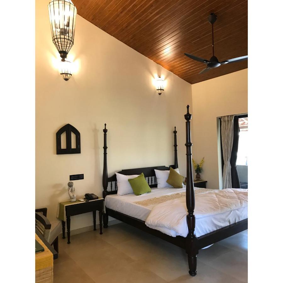 Mastiff Grand La Villae Lonavala Exterior foto