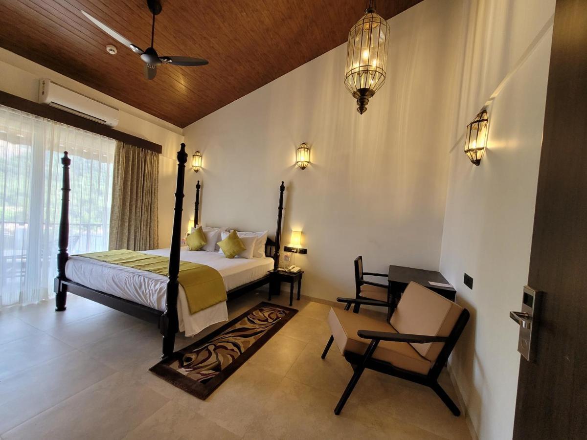 Mastiff Grand La Villae Lonavala Exterior foto